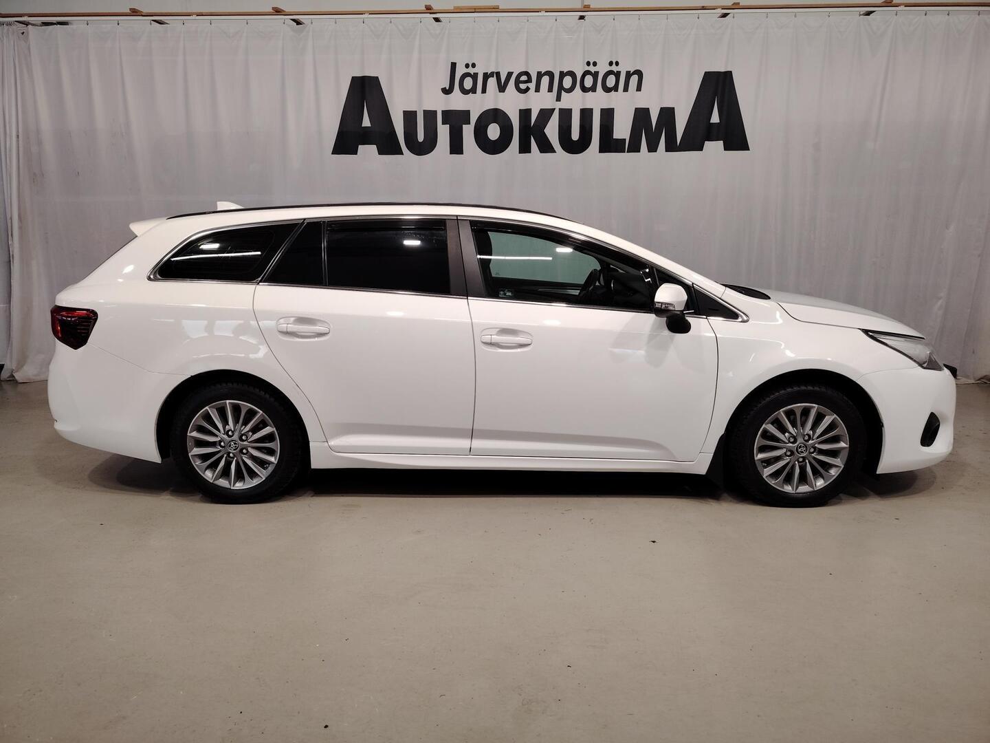 Toyota Avensis 2017, kuva 4/13
