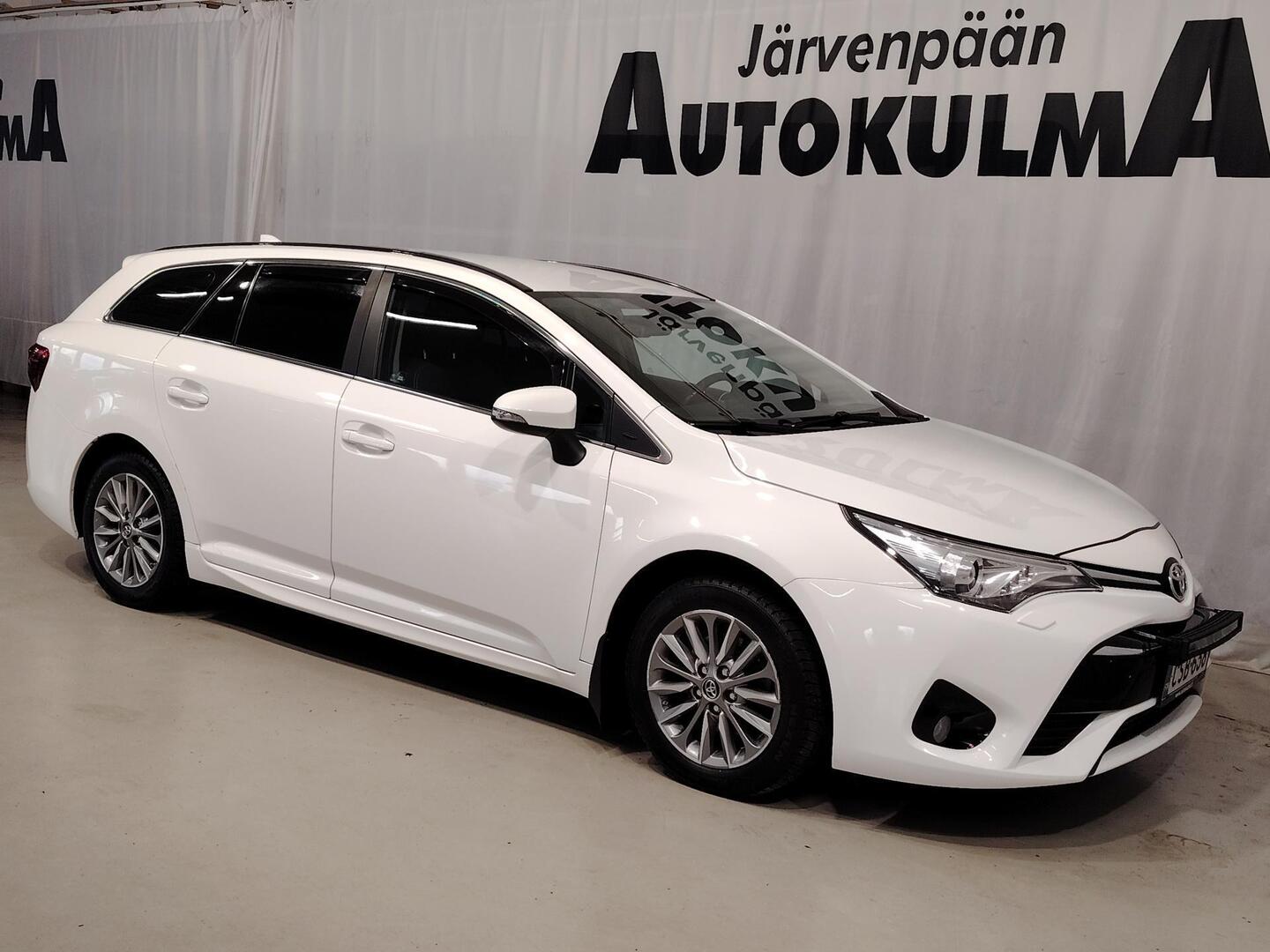 Toyota Avensis 2017, kuva 7/13