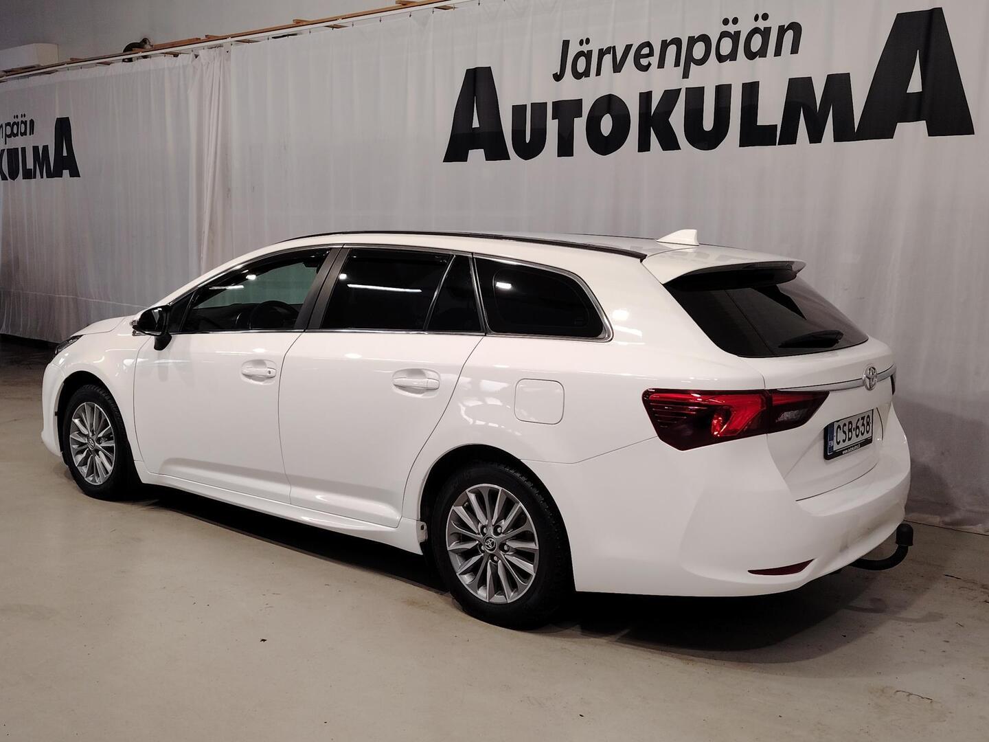 Toyota Avensis 2017, kuva 6/13