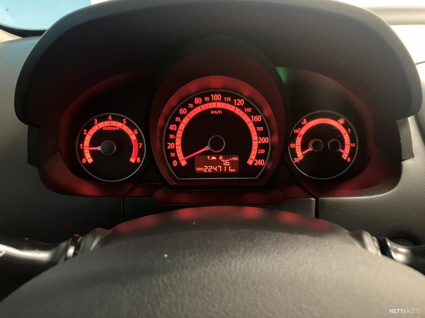 14 / 16