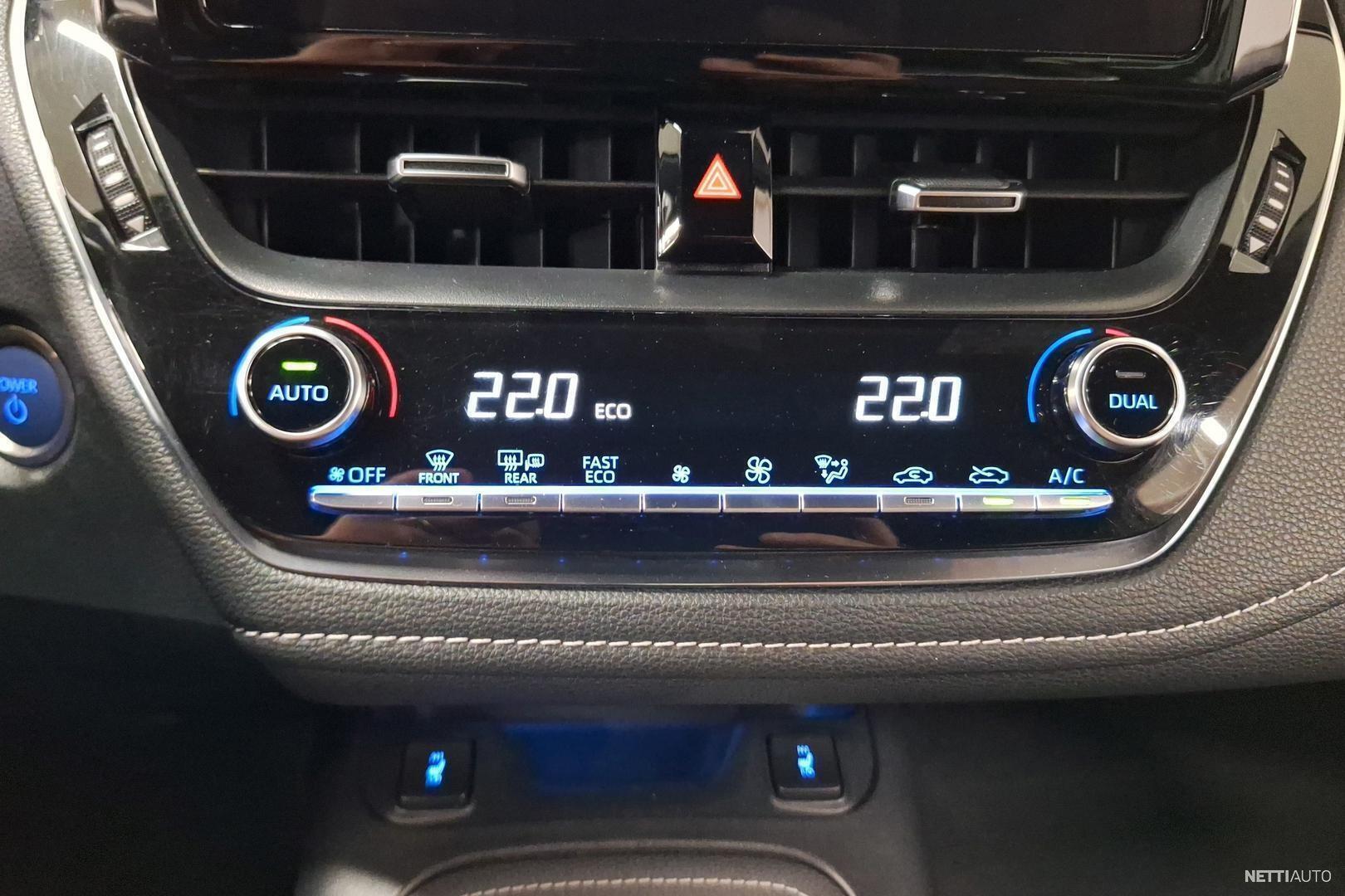 19 / 22