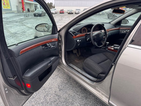 Mercedes-Benz S