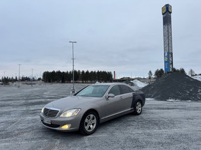 Mercedes-Benz S