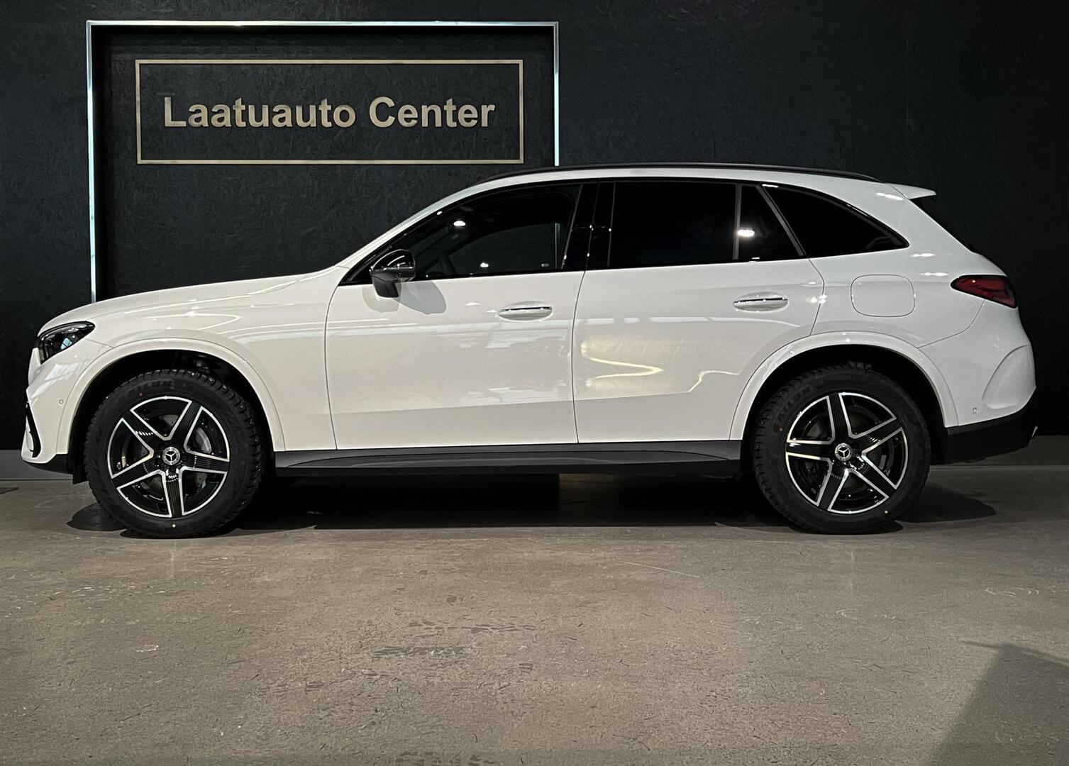 Mercedes-Benz GLC 2023, kuva 3/10