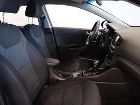 Hyundai Ioniq Plug-In