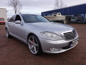 Mercedes-Benz S