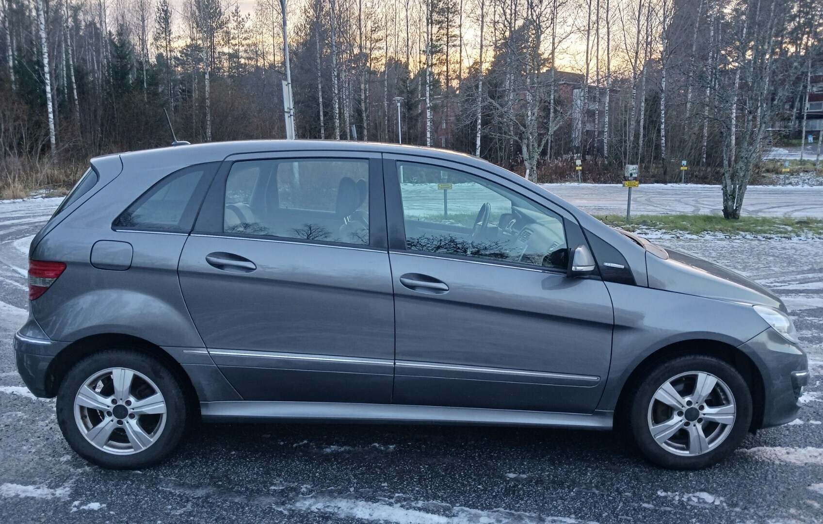 Mercedes-Benz B 2008, kuva 7/24