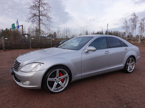 Mercedes-Benz S