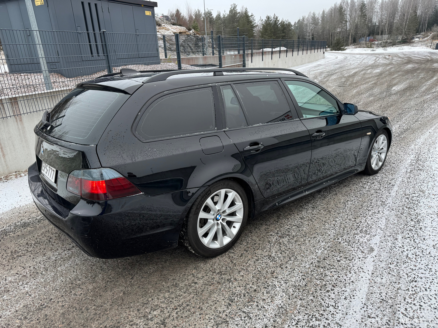 BMW 523 E61 | M-Sport | Shadowline | Vetokoukku | Nahat ...