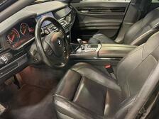 BMW 740