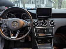 Mercedes-Benz 180