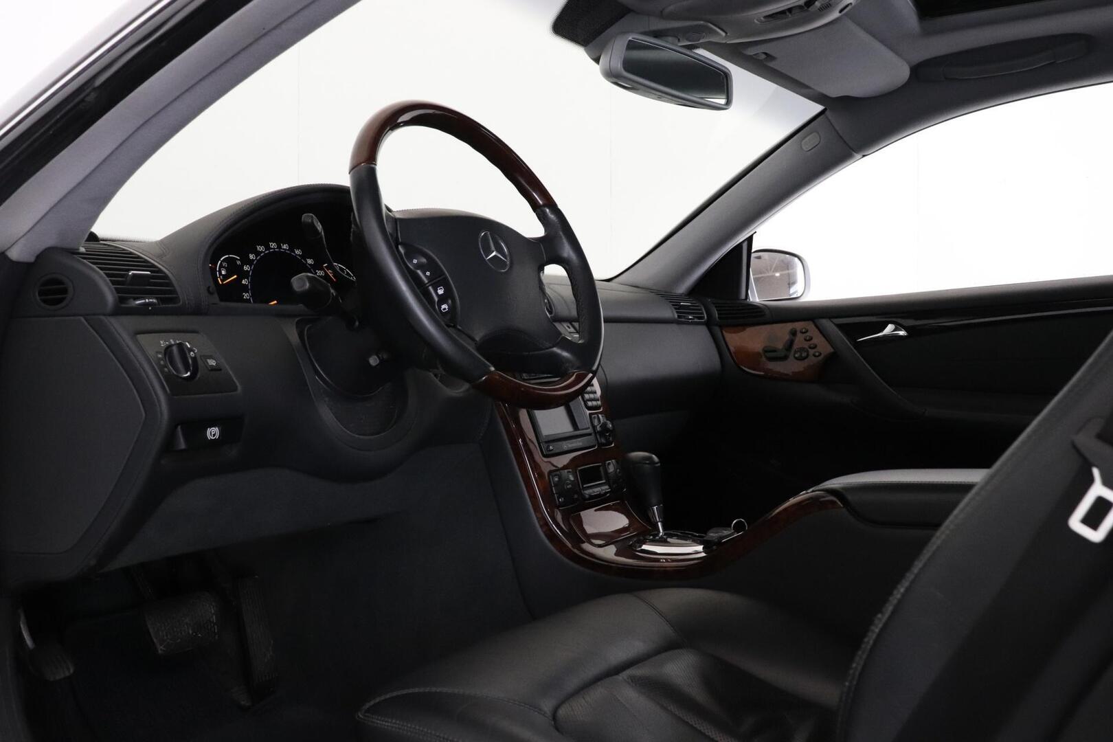 Mercedes-Benz CL 2001, photo 7/21