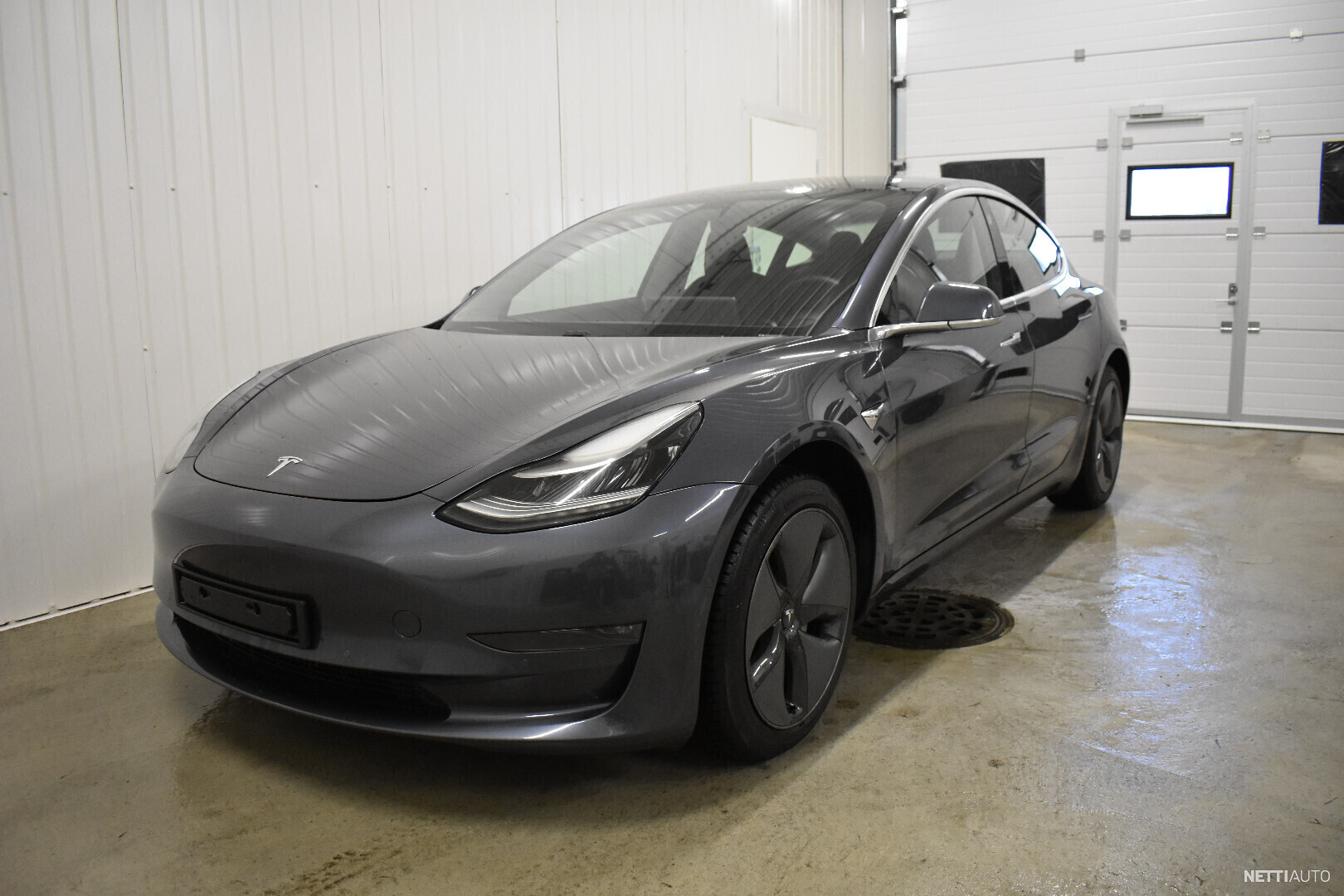 Tesla Model 3 * DualMotor * LongRange * Akkutakuu 11/2027 ...