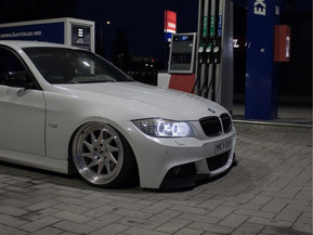 BMW 325