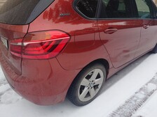 BMW 225