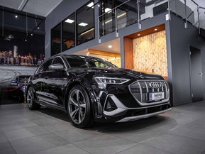 Audi e-tron