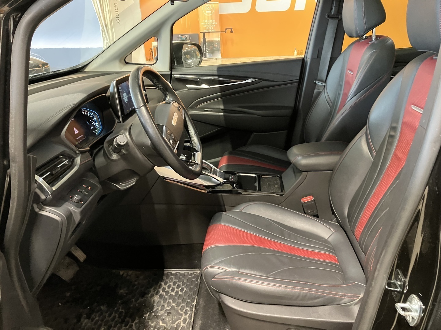 Maxus Euniq 5 2022, kuva 4/6