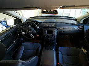 Mercedes-Benz R