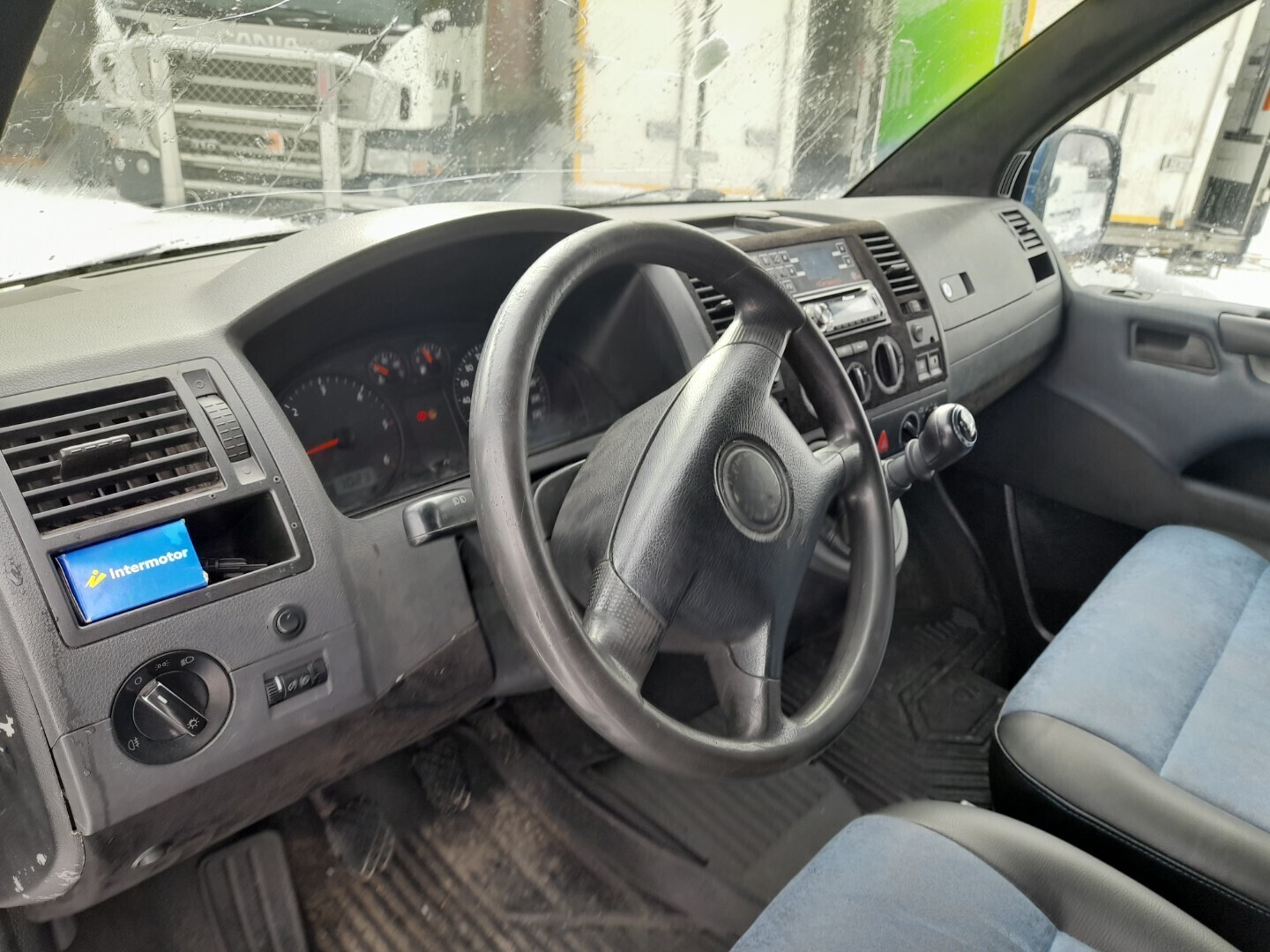 Volkswagen Transporter 2006, kuva 5/21
