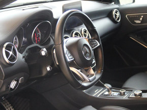 Mercedes-Benz A 45 AMG