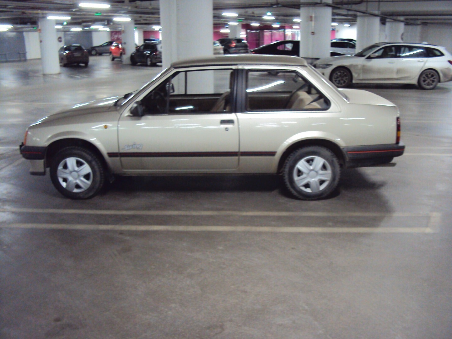 Opel Corsa Corsa Swing 1989, kuva 3/8