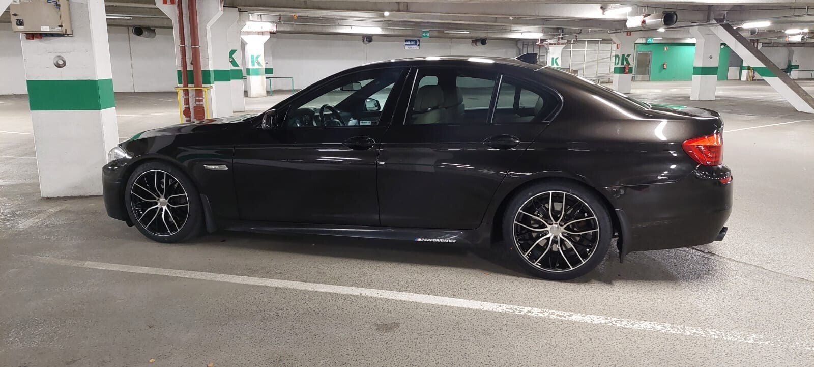 BMW 528 2012, kuva 4/9