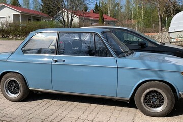 BMW 1502