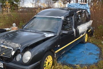 Mercedes-Benz 230