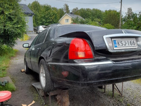 Lincoln Town Car