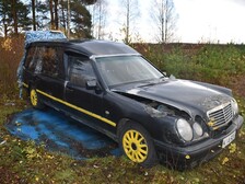 Mercedes-Benz E 230
