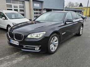 BMW 750