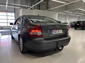 Volvo S40