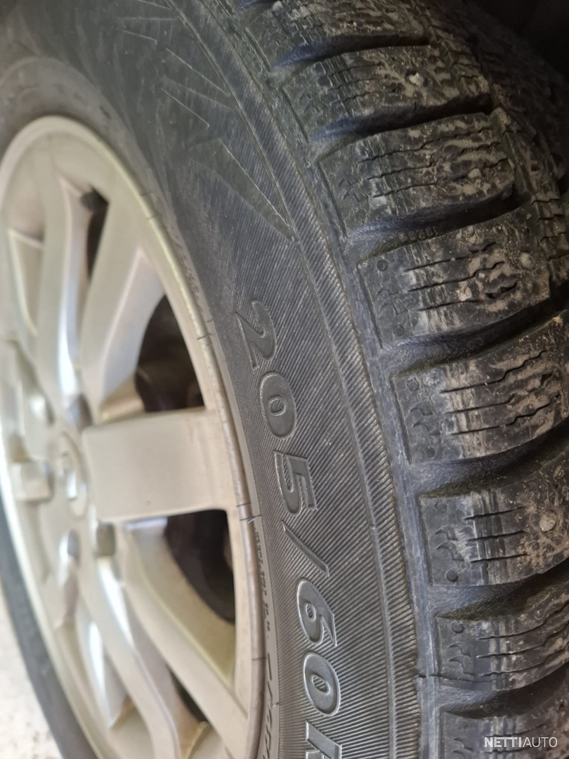 42 / 44