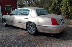 Lincoln Town Car