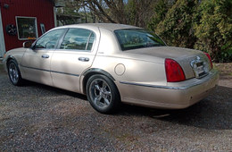 Lincoln Town Car