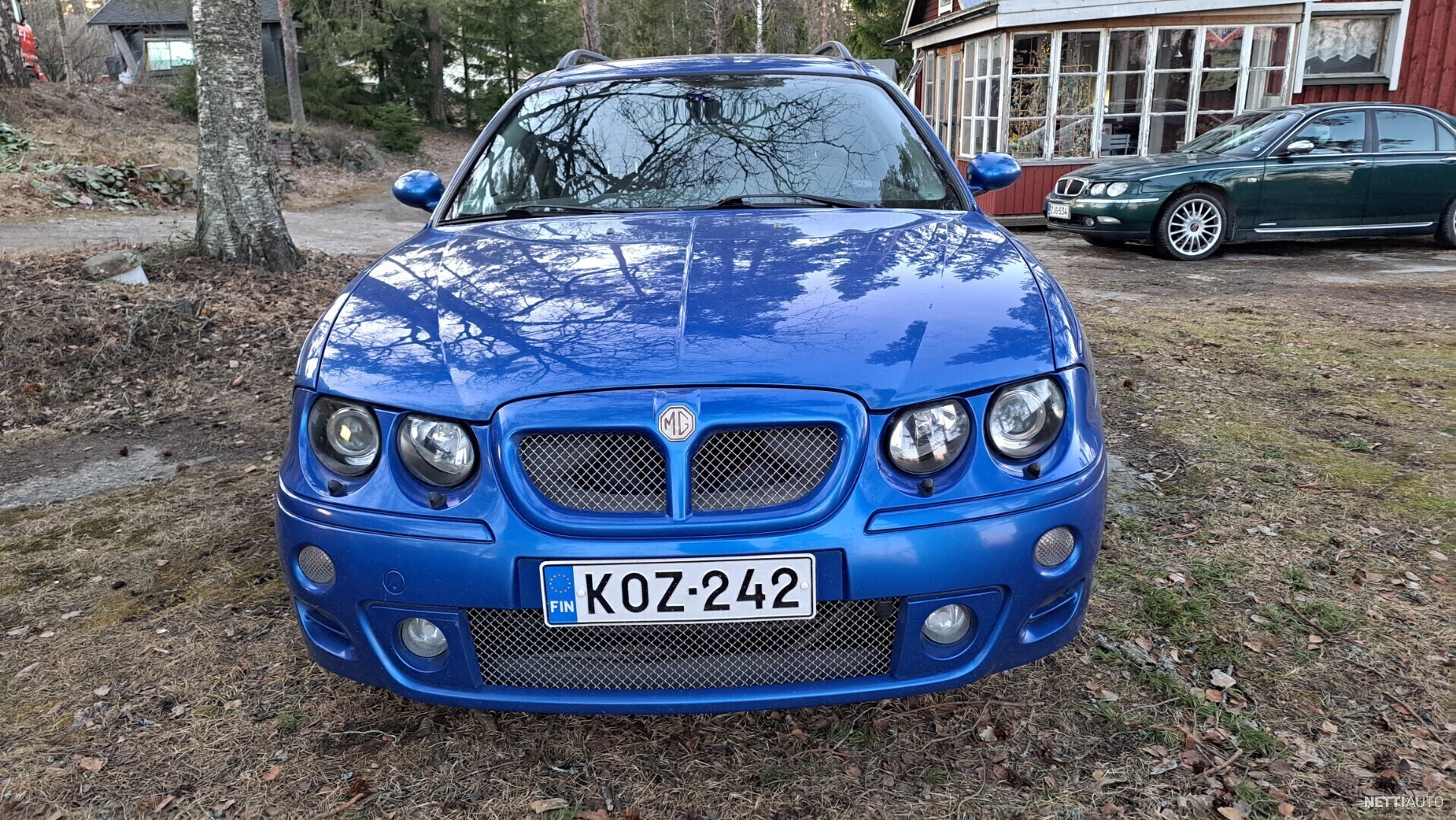 2 / 11