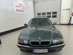 BMW 735