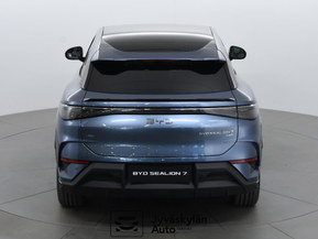 BYD Sealion 7