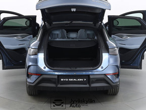 BYD Sealion 7