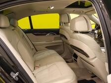 BMW 740