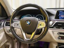 BMW 740