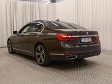 BMW 740