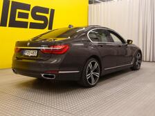 BMW 740