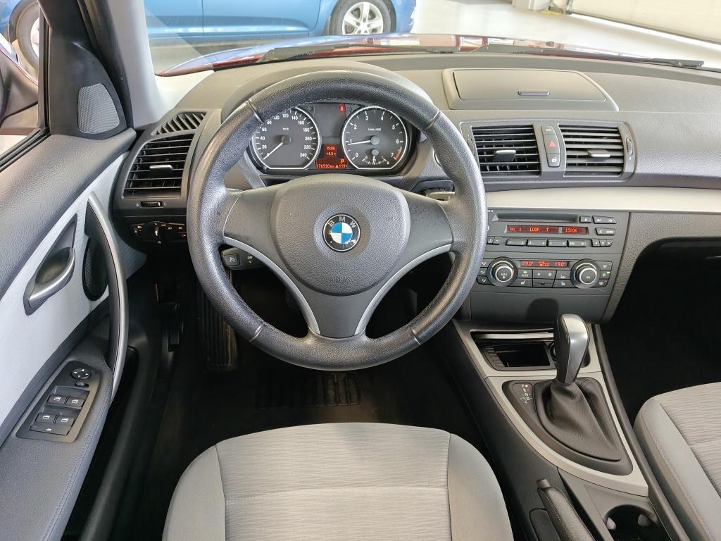 BMW 116 2.0i Automaatti 2010, kuva 7/10