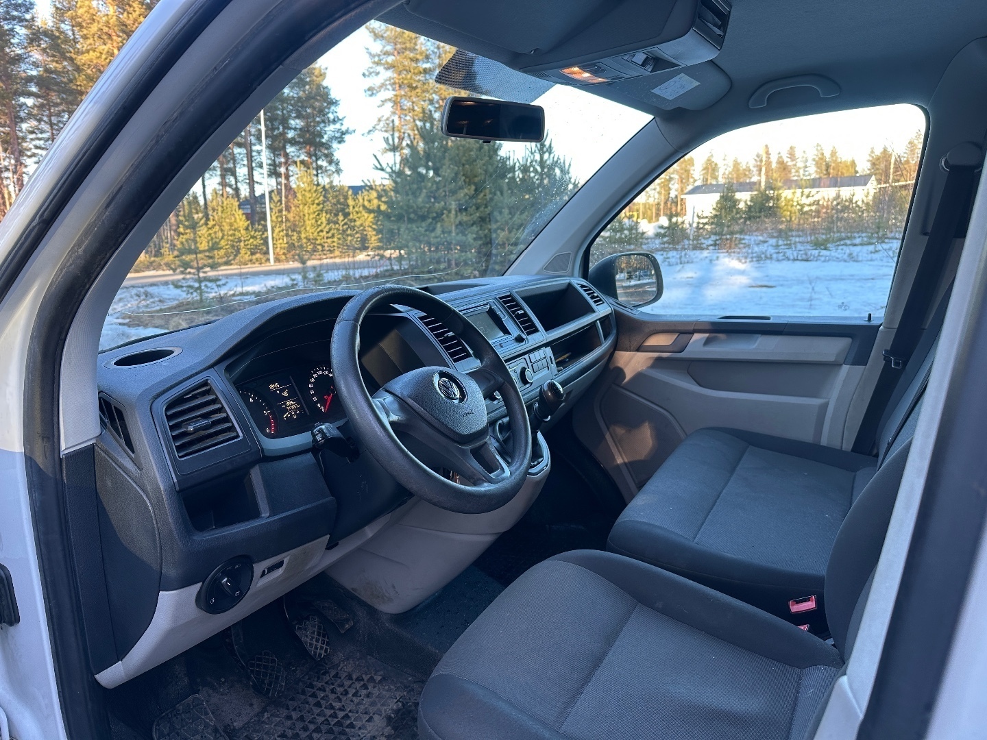 Volkswagen Transporter Pitkäkorinen 2016, photo 7/8