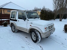 Suzuki Samurai