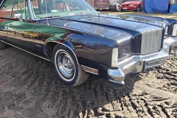 Chrysler New Yorker