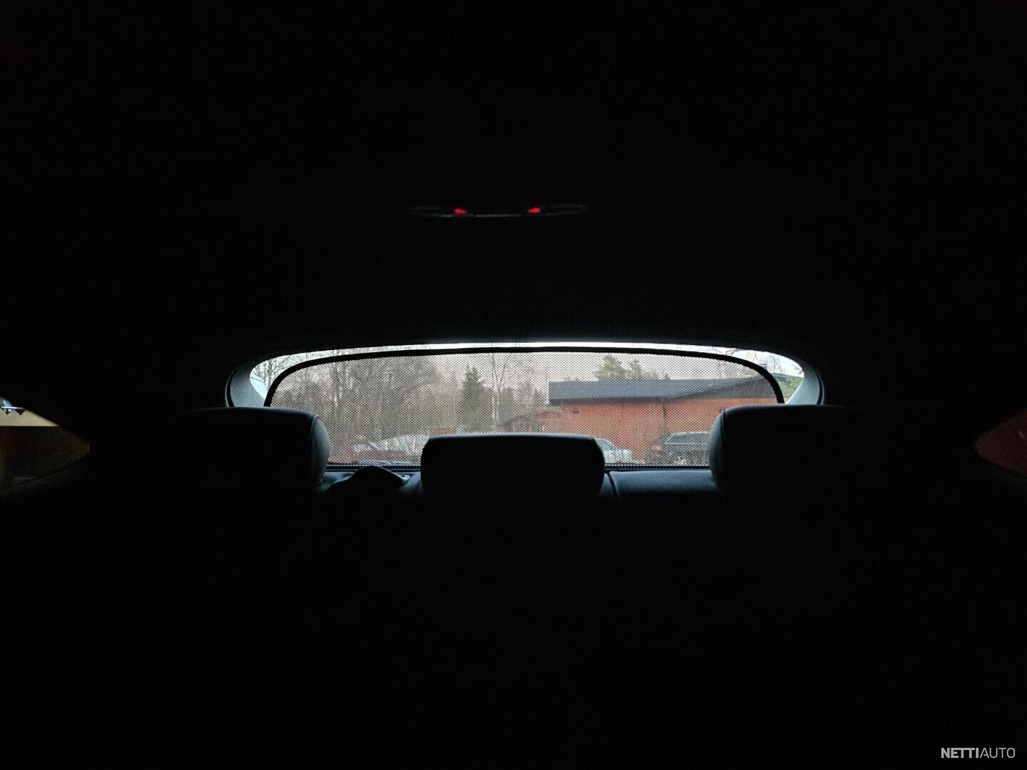 16 / 16