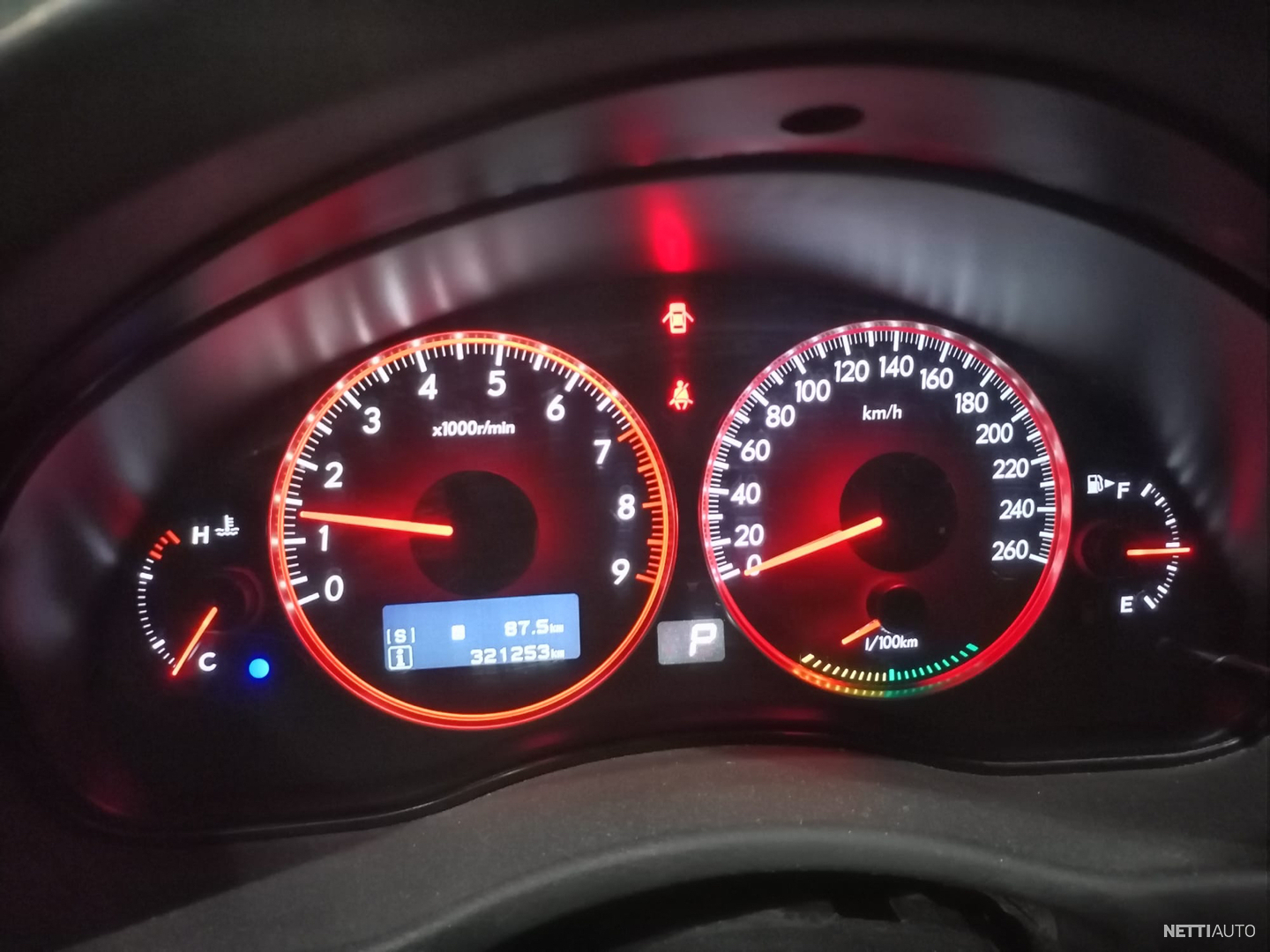7 / 11