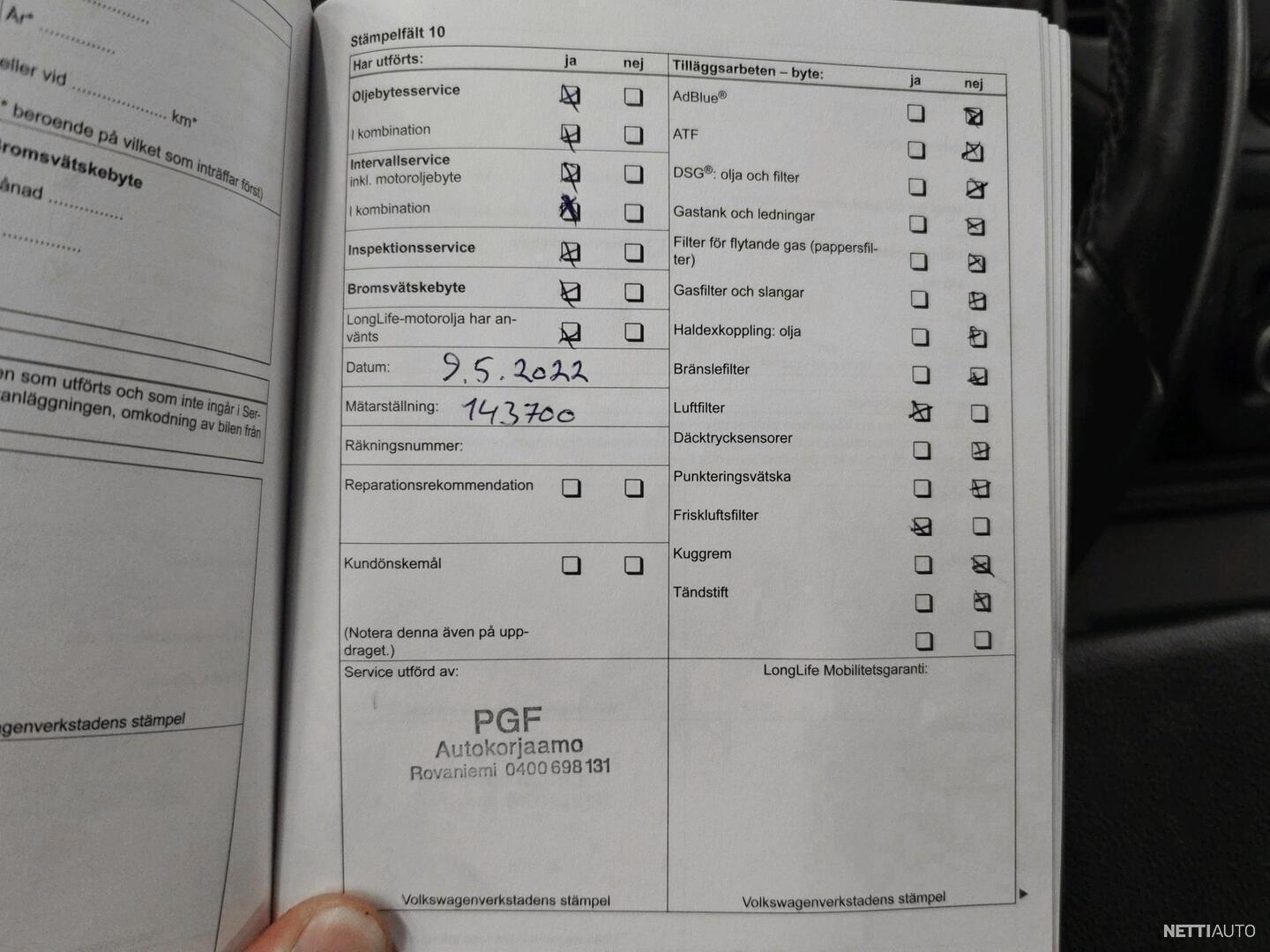 43 / 46